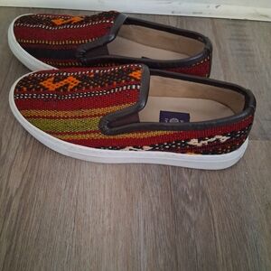 Res IPSA Colorful Slip-On Shoes